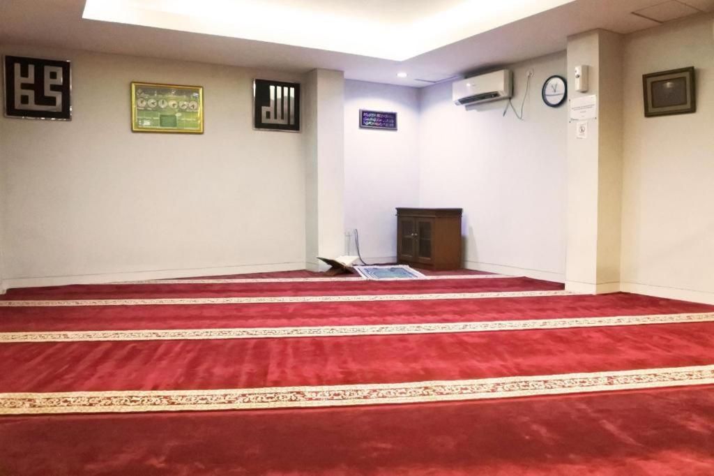 Sofyan Hotel Soepomo Джакарта Экстерьер фото