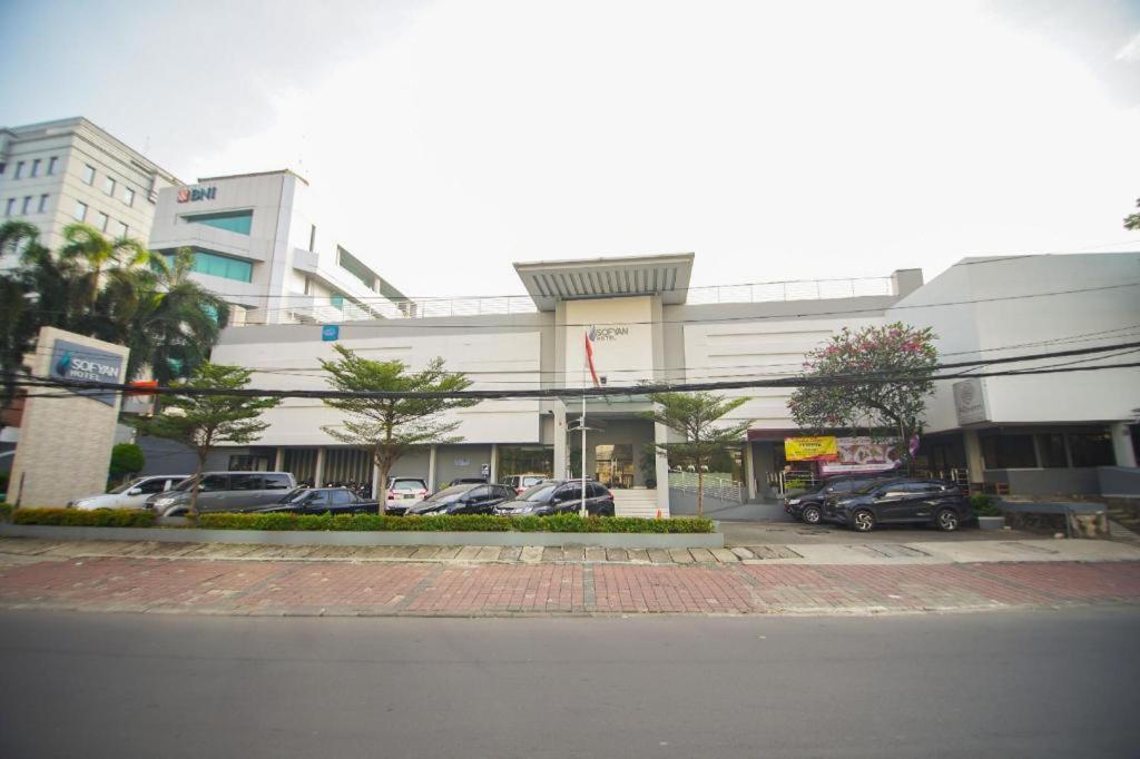 Sofyan Hotel Soepomo Джакарта Экстерьер фото