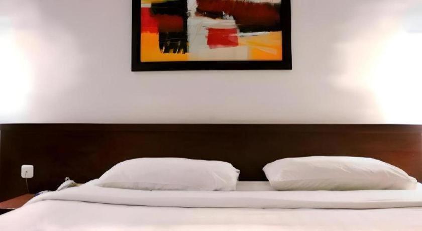 Sofyan Hotel Soepomo Джакарта Экстерьер фото